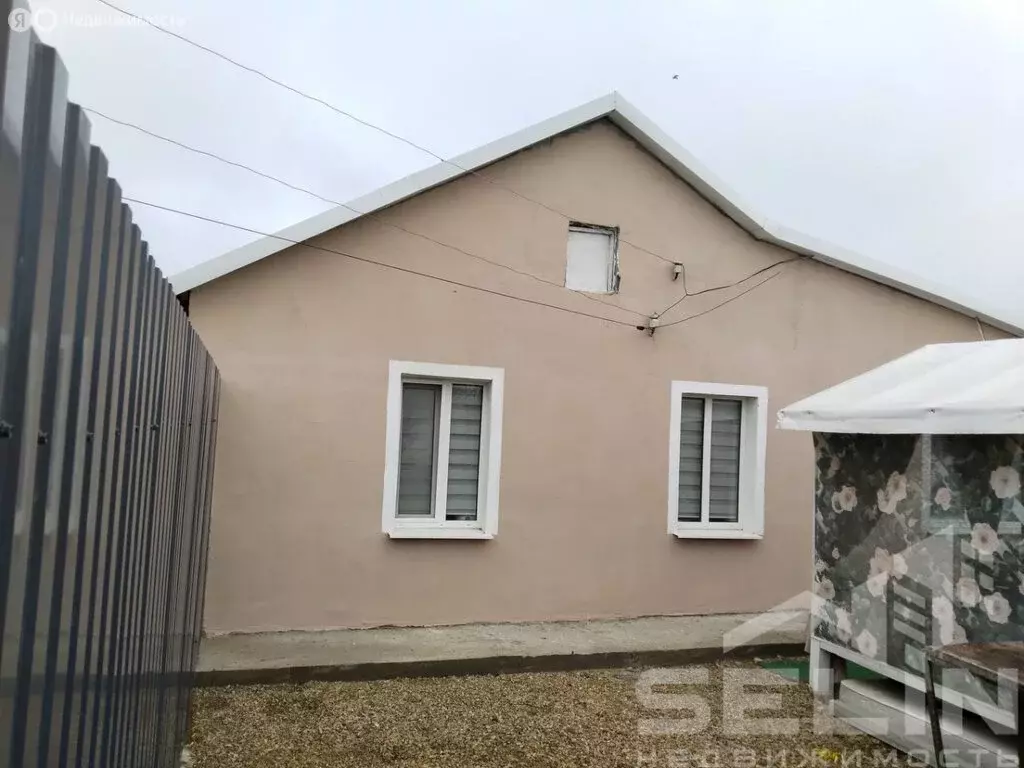 Дом в Сакский район, Вересаевское сельское поселение, село Глинка, ... - Фото 2