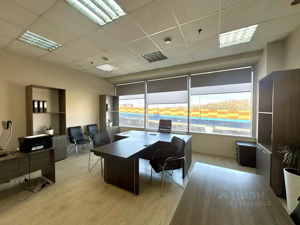 Офис в Московская область, Красногорск Ильинское ш., 1а (72 м) - Фото 0