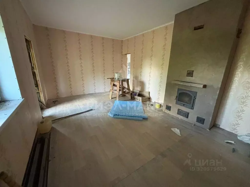 Дом в Брянская область, Дубровский район, Рековичское с/пос, д. ... - Фото 1