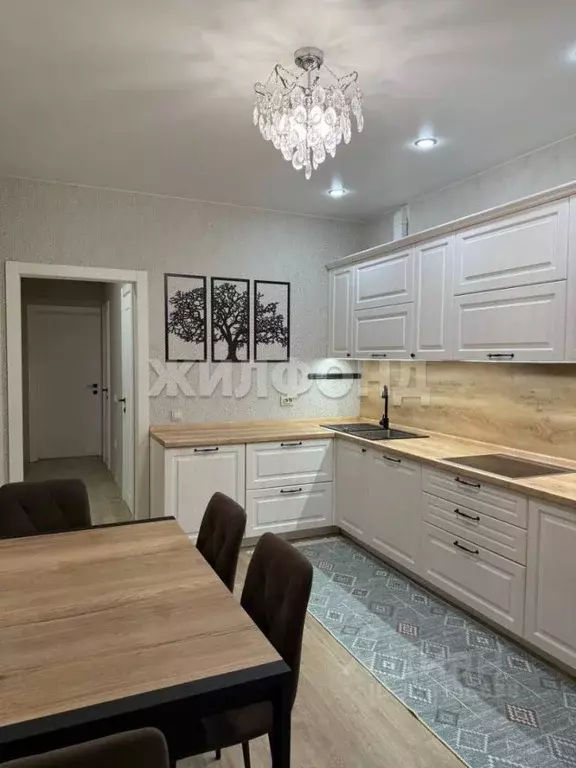 3-к кв. Хакасия, Абакан ул. Авиаторов, 6 (82.7 м) - Фото 1