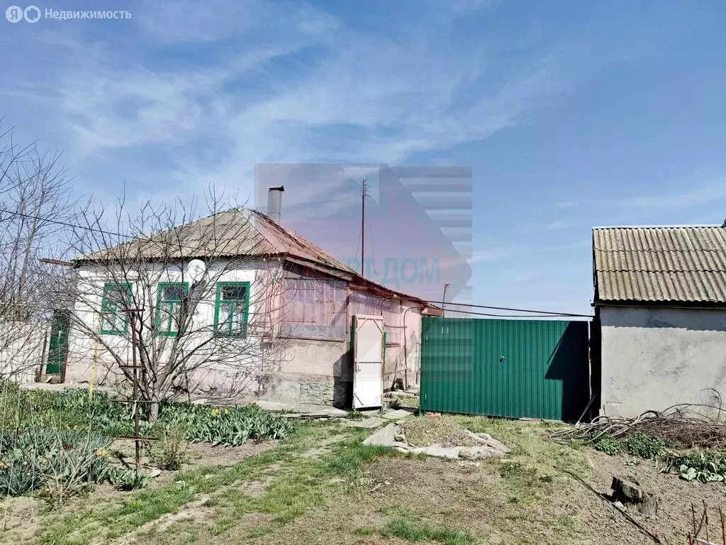 Дом в село Приморка, улица Ленина (42.1 м) - Фото 1