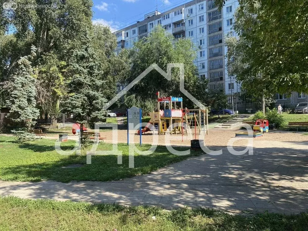 3-комнатная квартира: Самара, Клиническая улица, 32 (57.2 м) - Фото 1