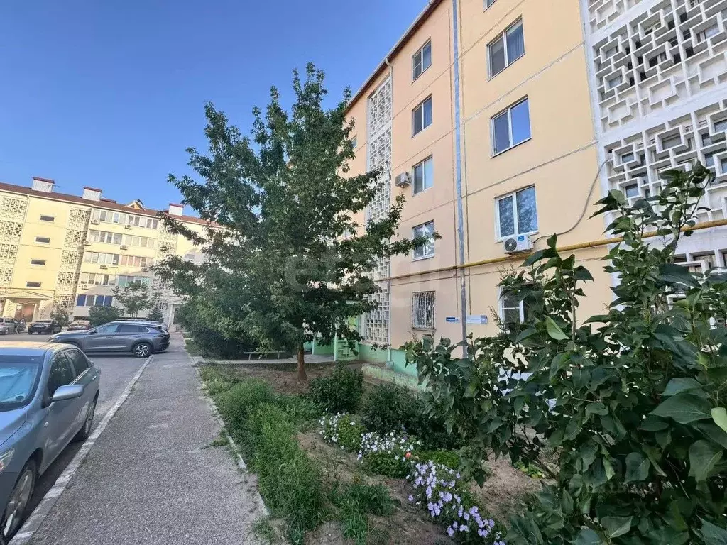 3-к кв. Калмыкия, Элиста 7-й мкр, 5к6 (63.5 м) - Фото 1