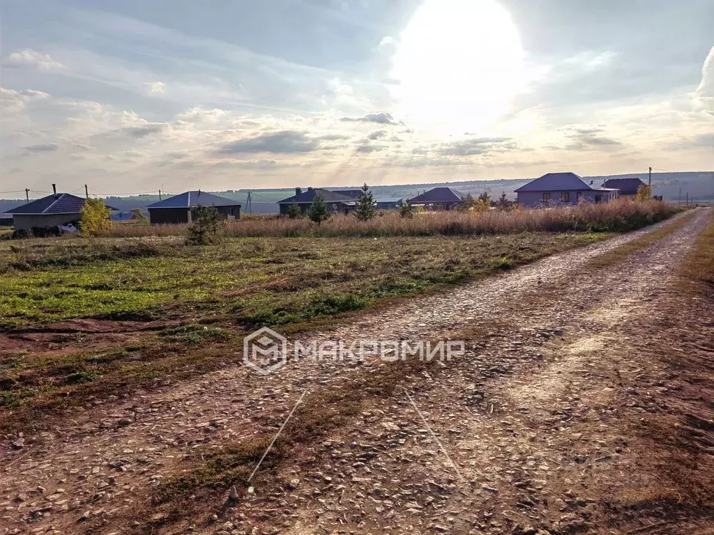 Участок в Татарстан, с. Пестрецы ул. Уныш, 17 (12.0 сот.) - Фото 1