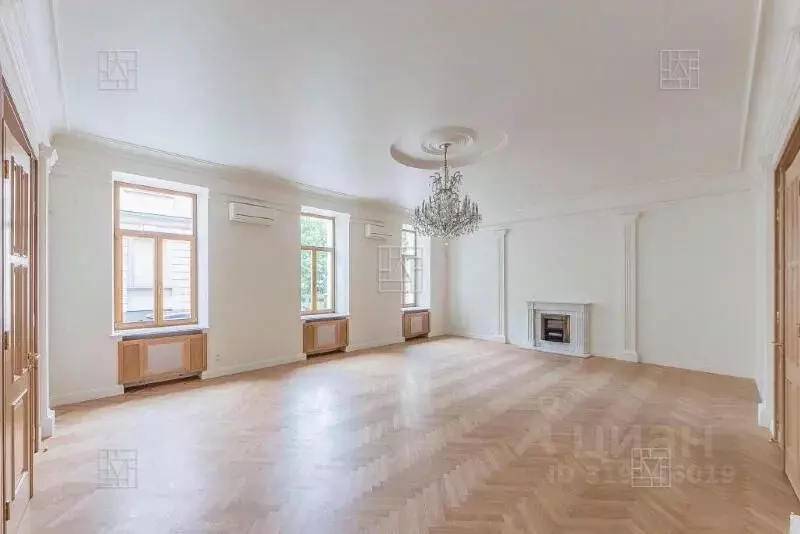 5-к кв. Москва Поварская ул., 28С1 (220.0 м) - Фото 0