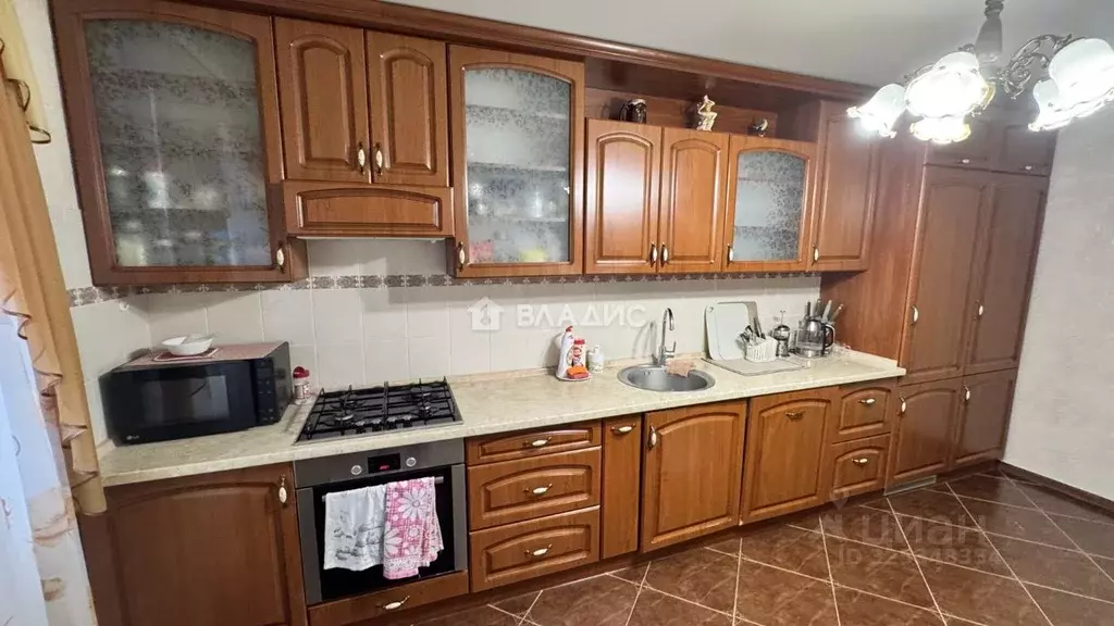 Дом в Калининградская область, Нестеров ул. Кооператоров, 11 (212 м) - Фото 2