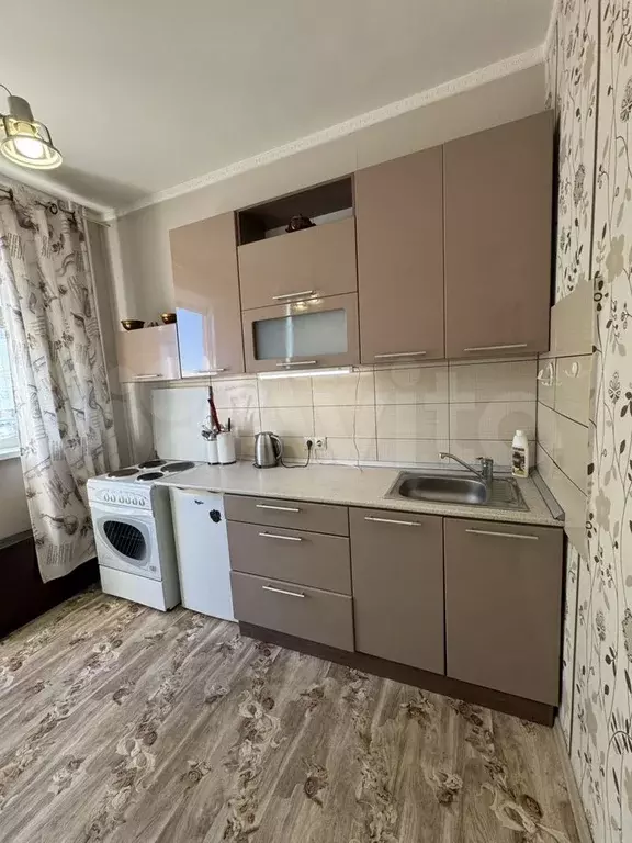 2-к. квартира, 51 м, 3/9 эт. - Фото 0