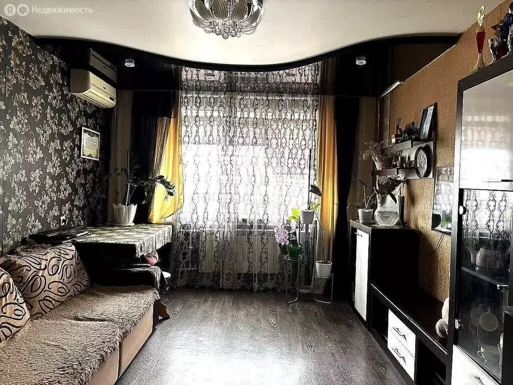 3-комнатная квартира: Воронеж, улица 60-й Армии, 25 (63.5 м) - Фото 1