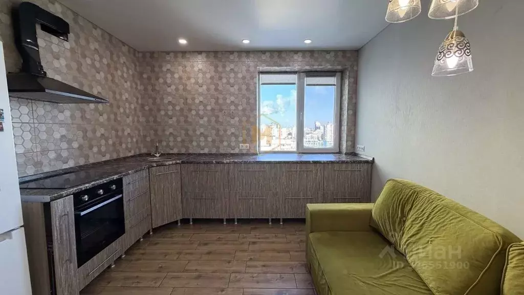 2-к кв. Белгородская область, Белгород Славянская ул., 15 (80.0 м) - Фото 1