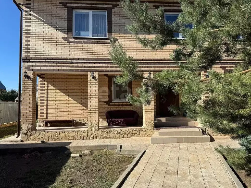 Дом в Оренбургская область, Оренбургский район, Подгородне-Покровский ... - Фото 1