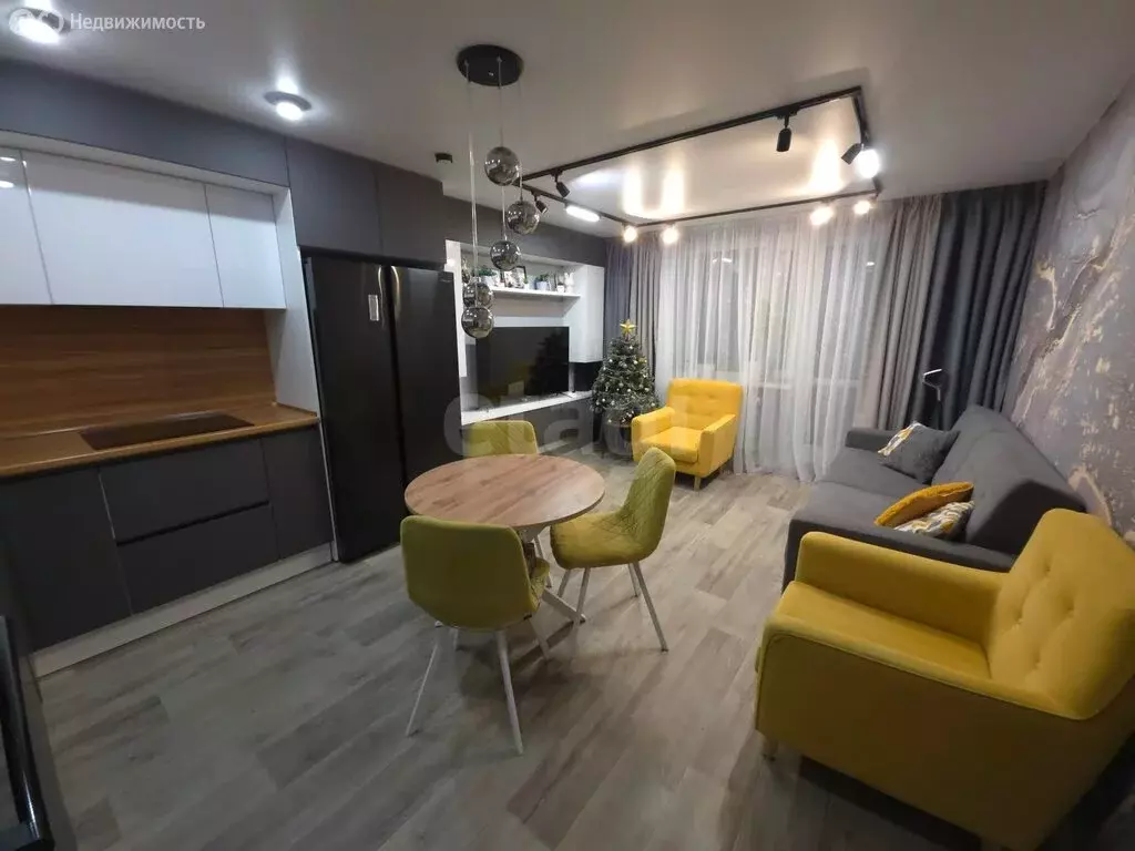 4-комнатная квартира: Череповец, улица Гоголя, 18 (79.3 м) - Фото 1