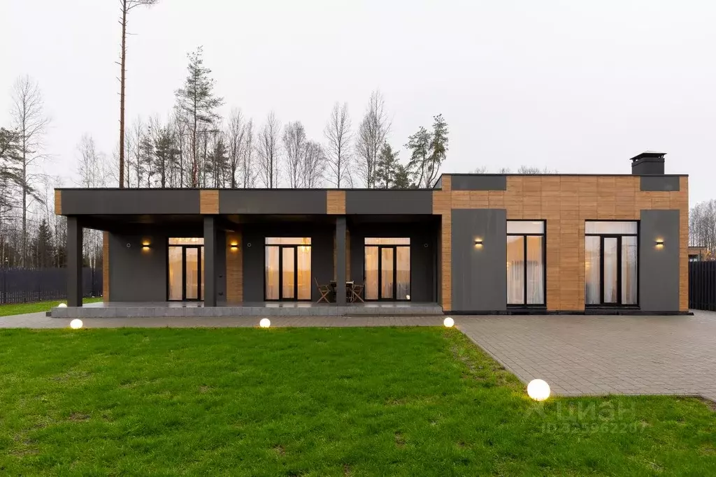 Дом в Ленинградская область, Выборгский район, Первомайское с/пос, ... - Фото 1