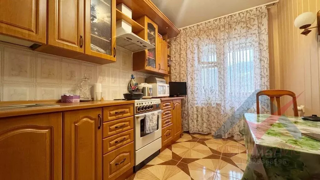 2-к кв. Крым, Ялта ул. Красноармейская, 44А (63.3 м) - Фото 2