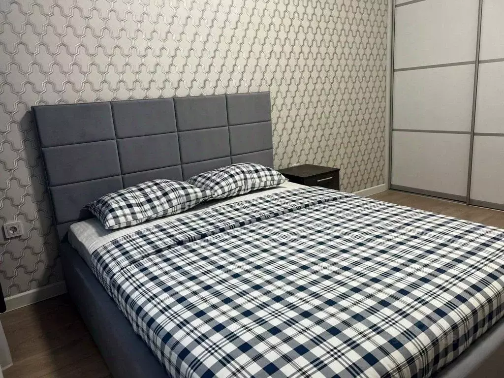 1-к кв. Башкортостан, Уфа Революционная ул., 39/3 (55.0 м) - Фото 1