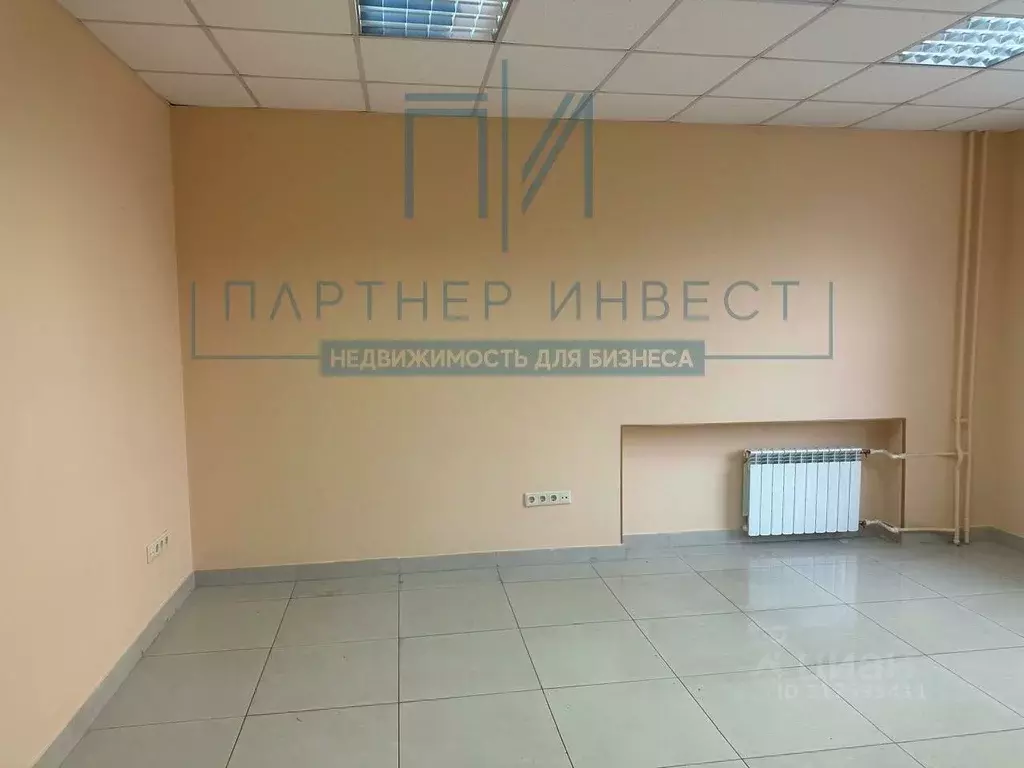 Офис в Свердловская область, Екатеринбург ул. Первомайская, 24А (22 м) - Фото 1