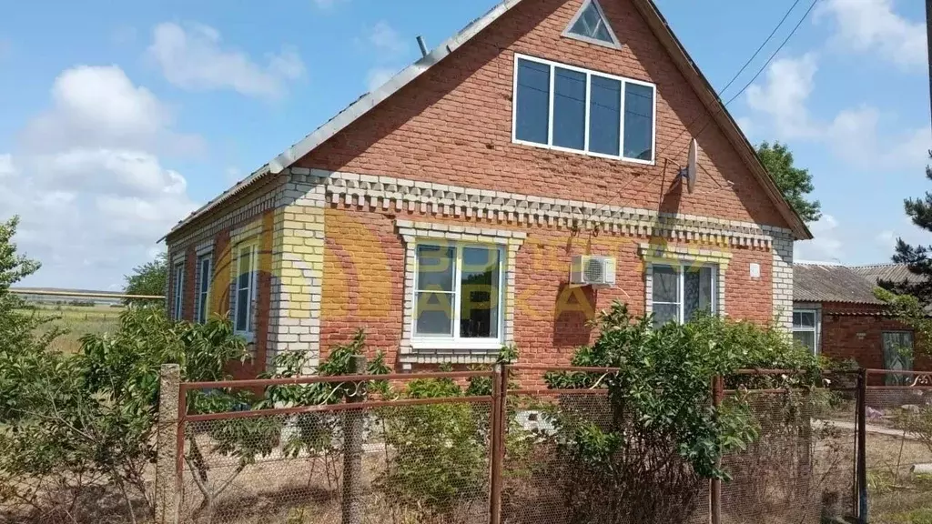 Дом в Краснодарский край, Темрюкский район, Новотаманское с/пос, пос. ... - Фото 1