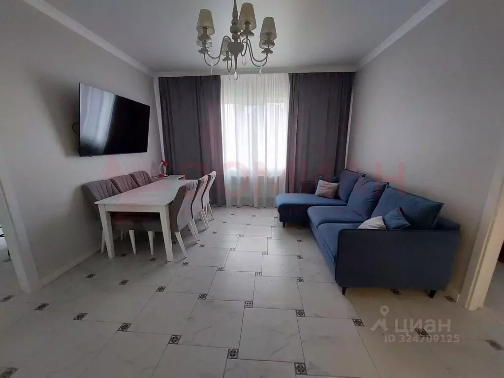 Дом в Ростовская область, Мясниковский район, с. Чалтырь  (100 м) - Фото 2