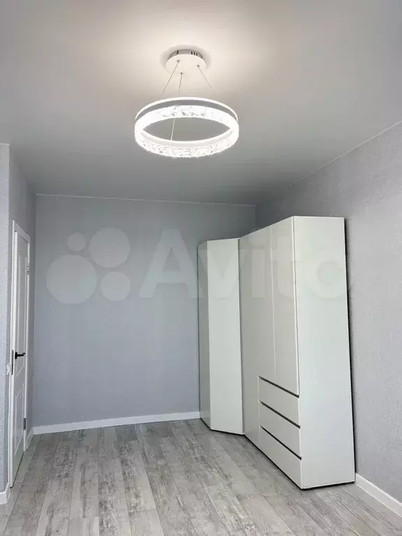 1-к. квартира, 40 м, 14/18 эт. - Фото 1