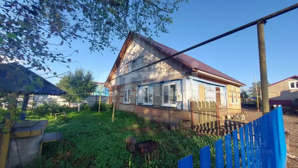 Дом в Мордовия, с. Лямбирь ул. Гагарина, 25 (150 м) - Фото 1