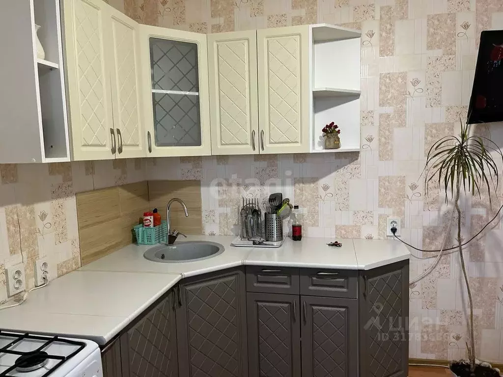 1-к кв. Башкортостан, Стерлитамак ул. Артема, 76 (36.4 м) - Фото 0