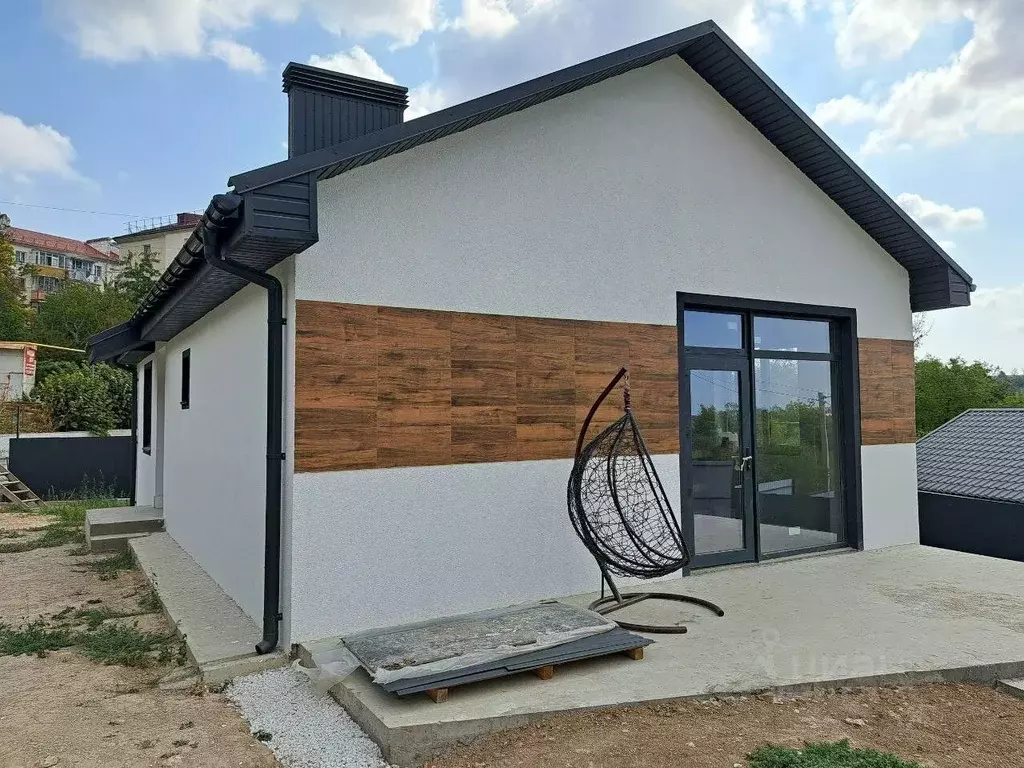 Дом в Севастополь ул. Гранатная (105 м) - Фото 1