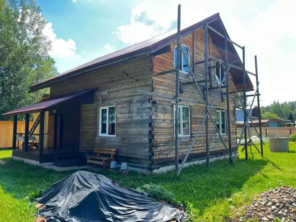 Дом в Вологодская область, Сокольский муниципальный округ, д. Плишкино ... - Фото 1