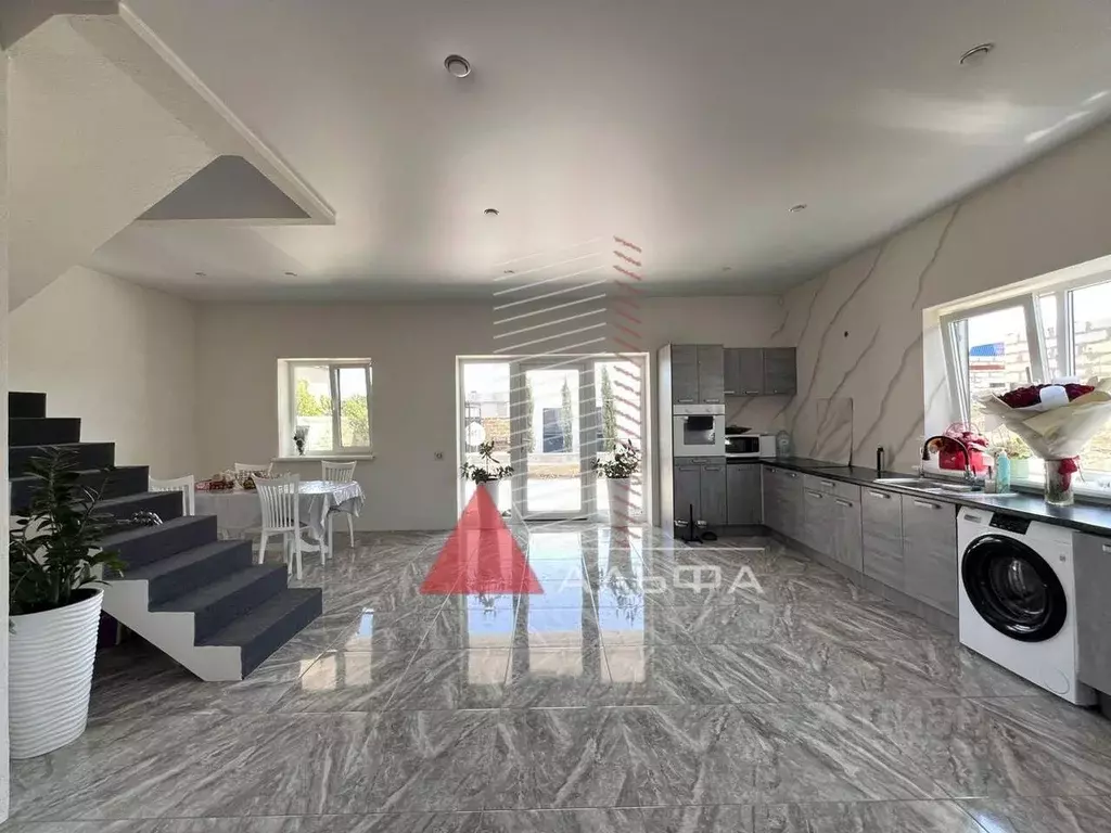 Дом в Крым, Сакский район, с. Уютное, Прибой СПК ул. Малиновая, 18 ... - Фото 2