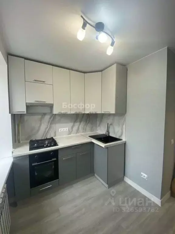 2-к кв. Крым, Феодосия ул. Первушина, 30 (45.0 м) - Фото 1