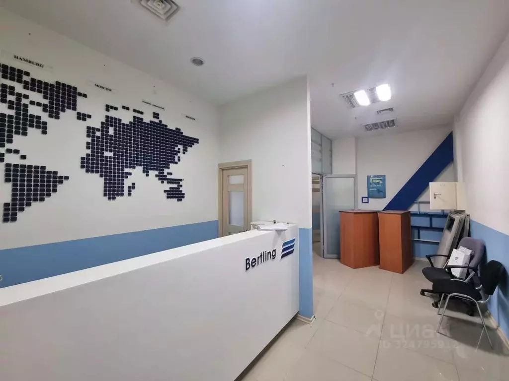 Офис в Сахалинская область, Южно-Сахалинск Коммунистический просп., ... - Фото 2