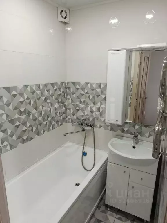 2-к кв. Мордовия, Саранск ул. Пушкина, 74 (49.5 м) - Фото 1