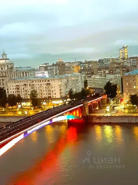 2-к кв. Москва Смоленская наб., 5/13 (65.0 м) - Фото 1