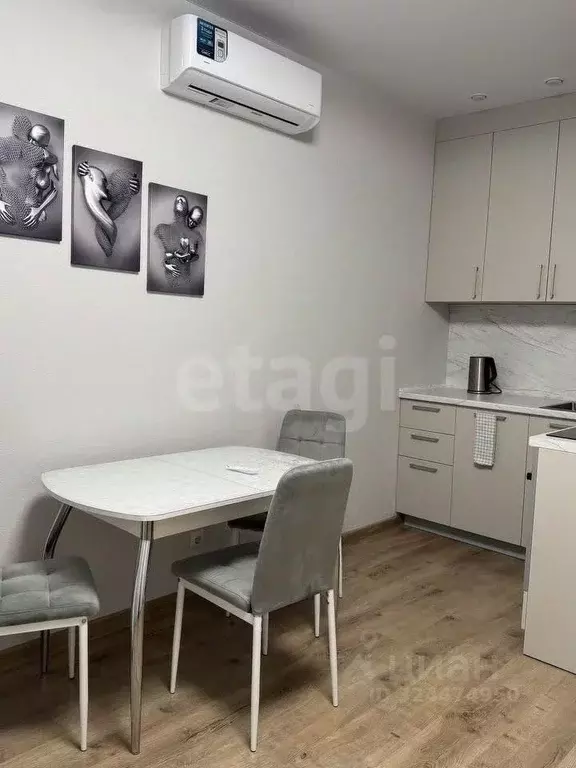 1-к кв. Тюменская область, Тюмень ул. Фармана Салманова, 21 (34.0 м) - Фото 2