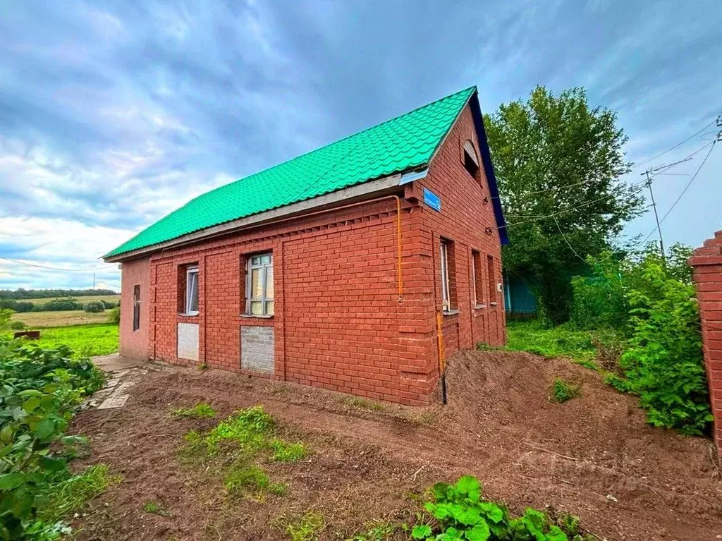 Дом в Башкортостан, Иглинский район, Турбаслинский сельсовет, с. ... - Фото 2