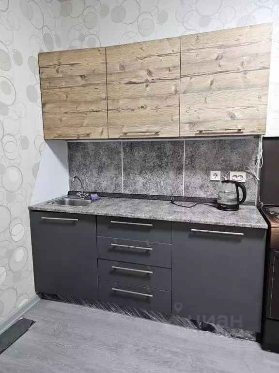 1-к кв. Иркутская область, Иркутск проезд Атласова, 5 (39.0 м) - Фото 0
