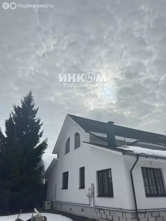 Дом в Тверская область, Конаковский муниципальный округ, деревня Малое ... - Фото 1