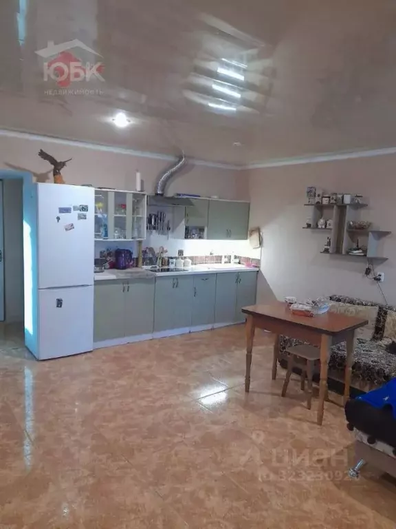 Дом в Крым, Сакский район, Суворовское с/пос, с. Великое  (81 м) - Фото 2