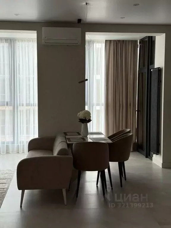 1-к кв. Татарстан, Казань ул. Алексея Козина, 9 (52.0 м) - Фото 1