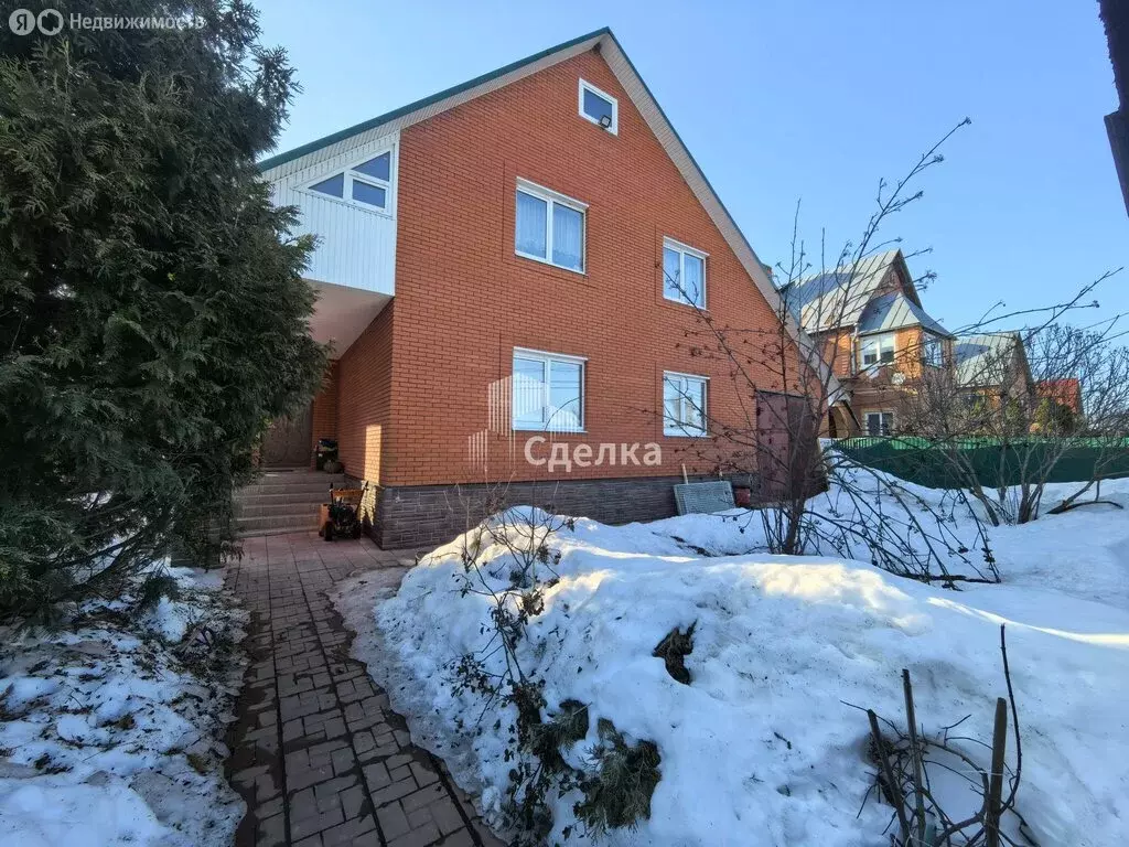 Дом в Зарайск, улица Академика Виноградова, 3 (252.5 м) - Фото 1