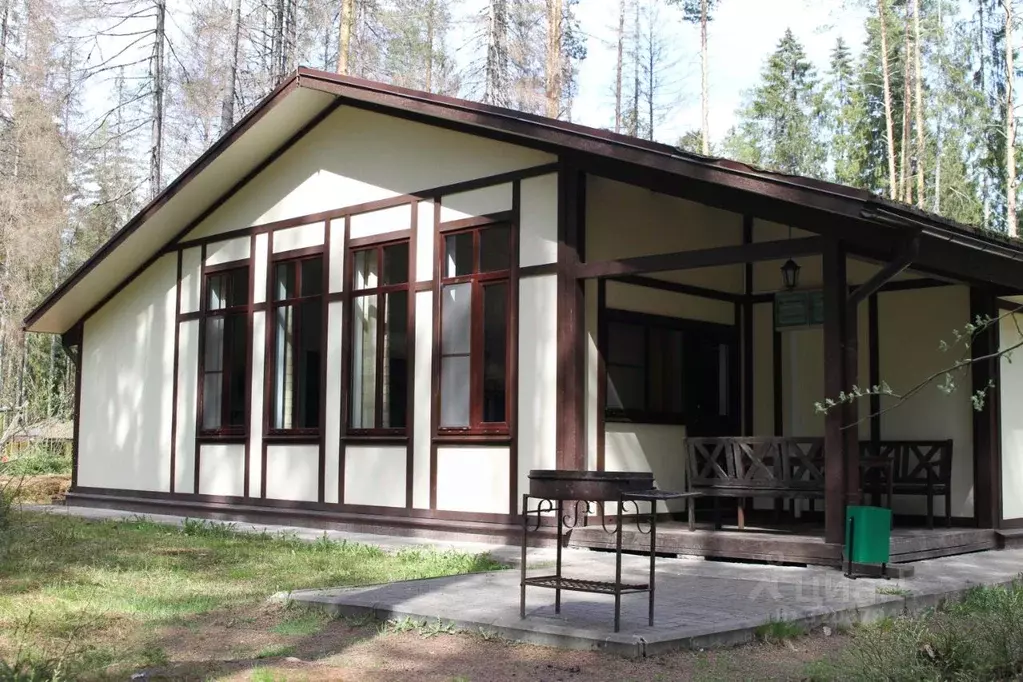 Дом в Ленинградская область, Выборгский район, Первомайское с/пос, ... - Фото 1