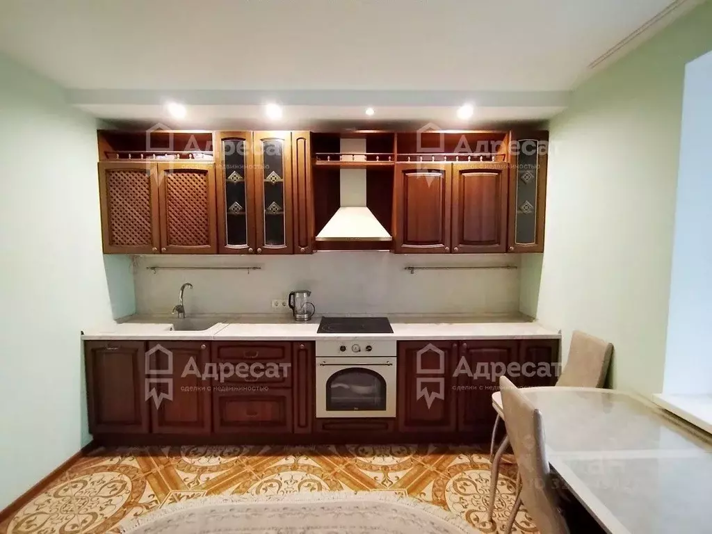 2-к кв. Волгоградская область, Волгоград ул. 8-й Воздушной Армии, 9а ... - Фото 1