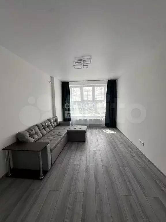 1-к. квартира, 42 м, 6/9 эт. - Фото 0
