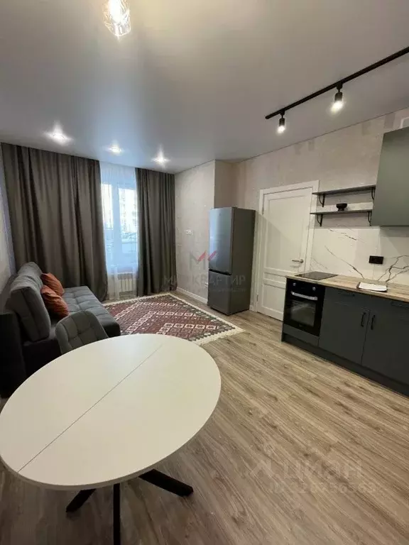 2-к кв. Хакасия, Абакан ул. Генерала Тихонова, 8/3 (36.2 м) - Фото 1