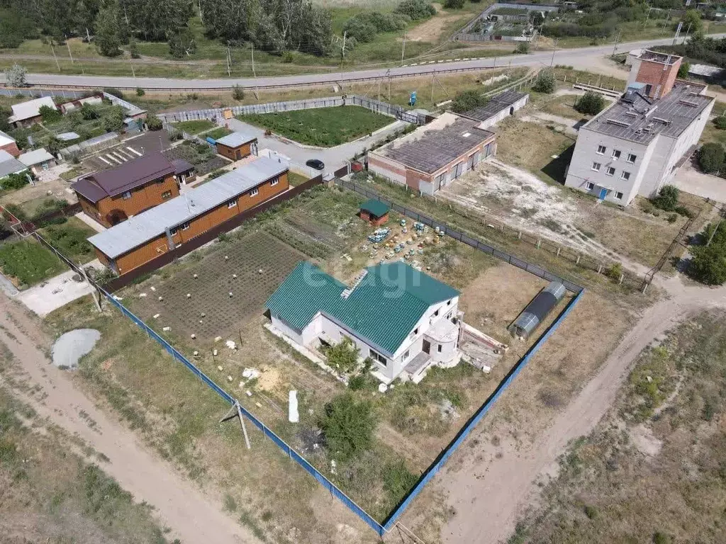 Дом в Челябинская область, Увельский район, с. Хомутинино Садовая ул. ... - Фото 0