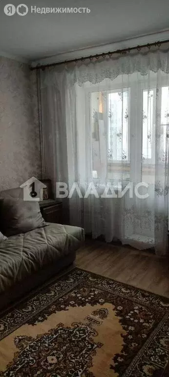 4-комнатная квартира: Старый Оскол, микрорайон Солнечный, 17 (71.2 м) - Фото 2