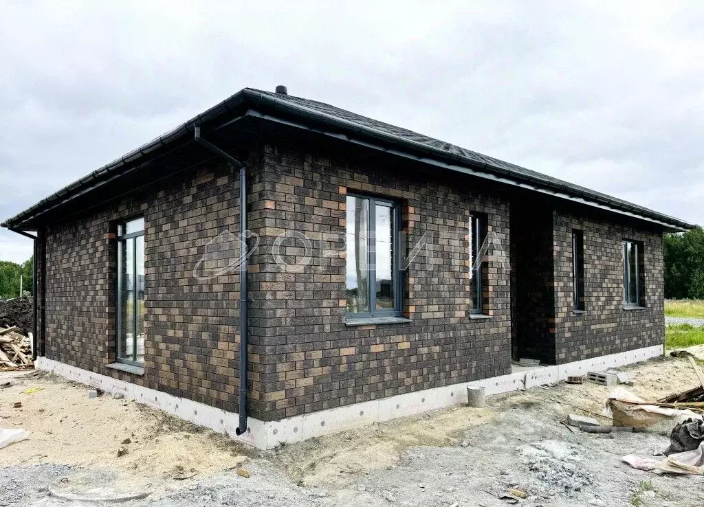 Дом в Тюменская область, Тюменский район, д. Падерина Луговая ул. (98 ... - Фото 1