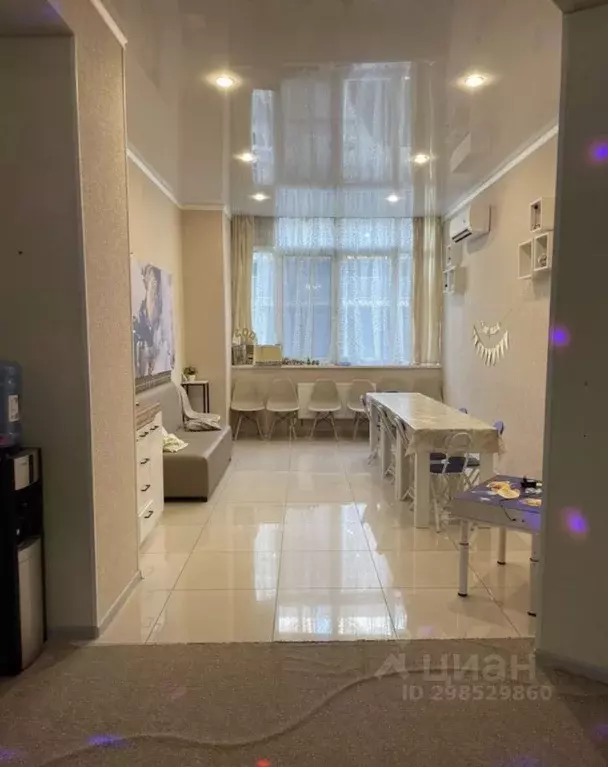 Офис в Краснодарский край, Геленджик Красногвардейская ул., 38АлитБ ... - Фото 1