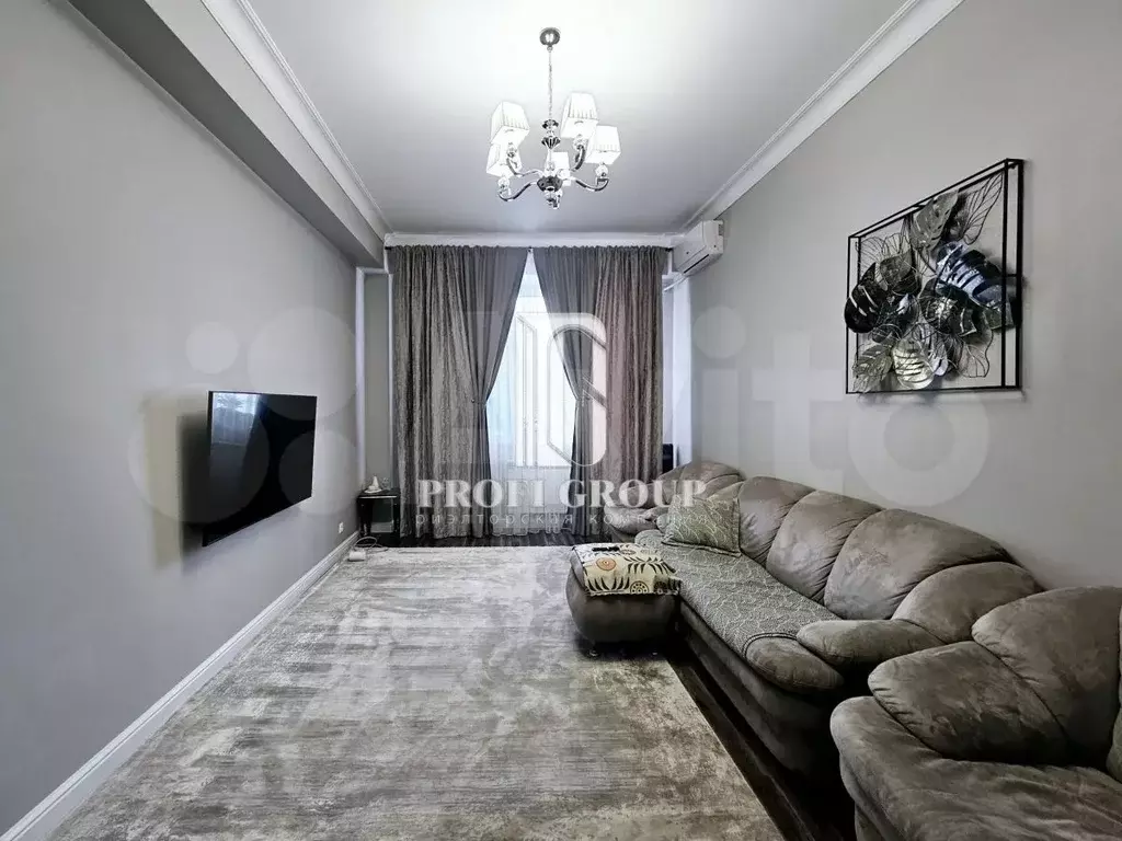 3-к. квартира, 100 м, 1/10 эт. - Фото 1