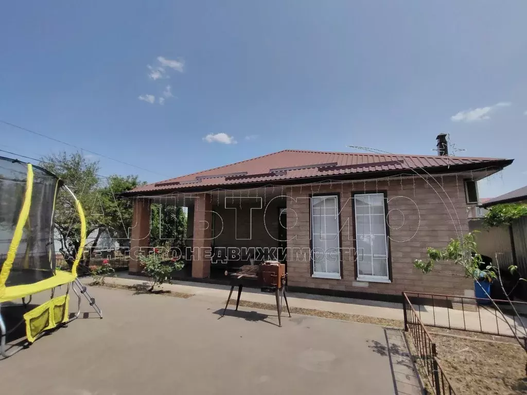 Дом в Ростовская область, Азовский район, Обильненское с/пос, Ромашка ... - Фото 1