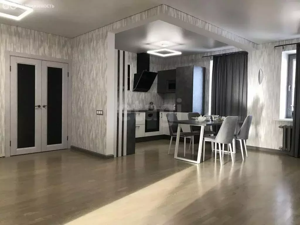 4-комнатная квартира: Тверь, улица Лидии Базановой, 5 (123 м) - Фото 1