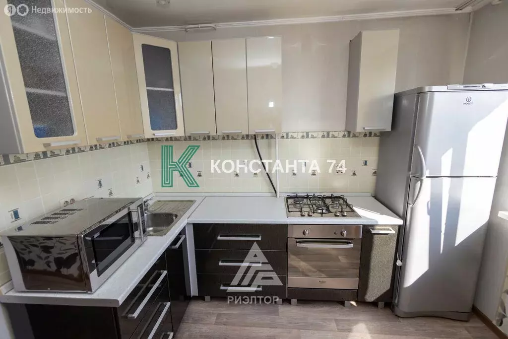 3-комнатная квартира: Миасс, улица Академика Павлова, 29 (68.5 м) - Фото 1